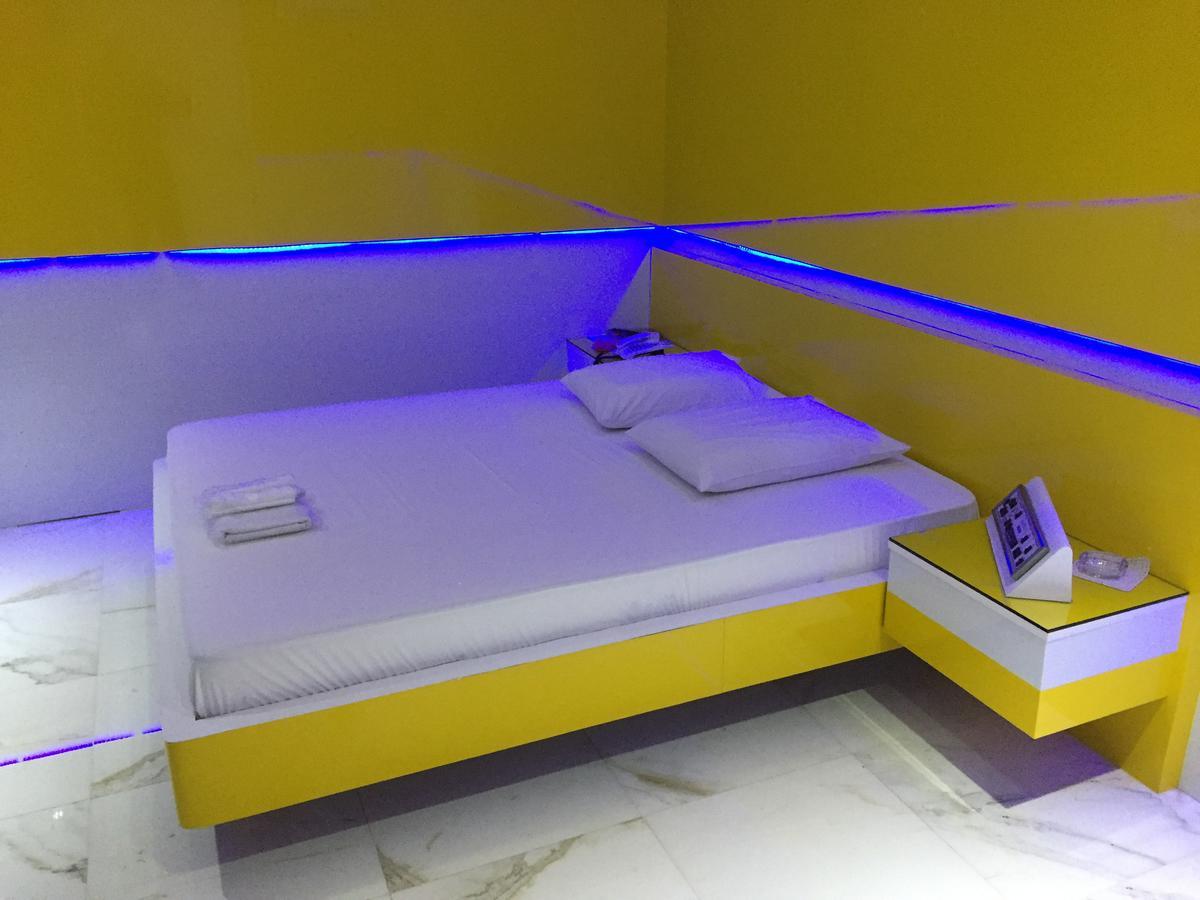 Libidus - Hotel del amor *