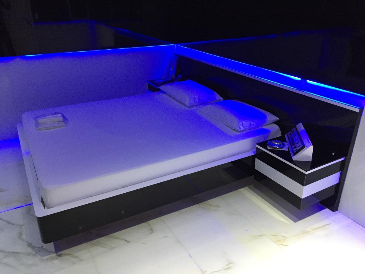Hotel del amor Libidus - *